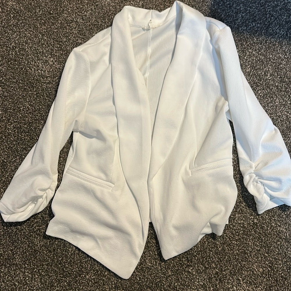 Blazer 3/4 length sleeve.